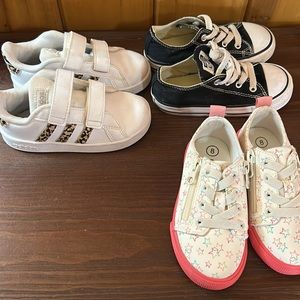 Bundle of size 8 toddler shoes